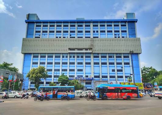 যোগ্যতা ছাড়াই সহকারী অধ্যাপক পদে চাকরি করতেন এক ডাক্তার